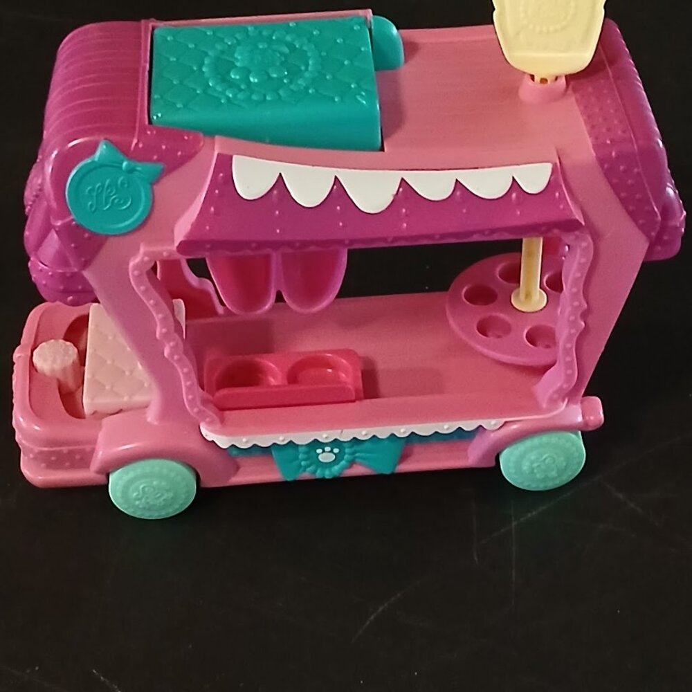 LPS sweet treats truck